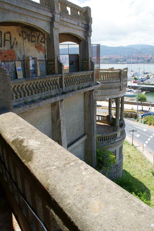 Entrada a una de las galerias.