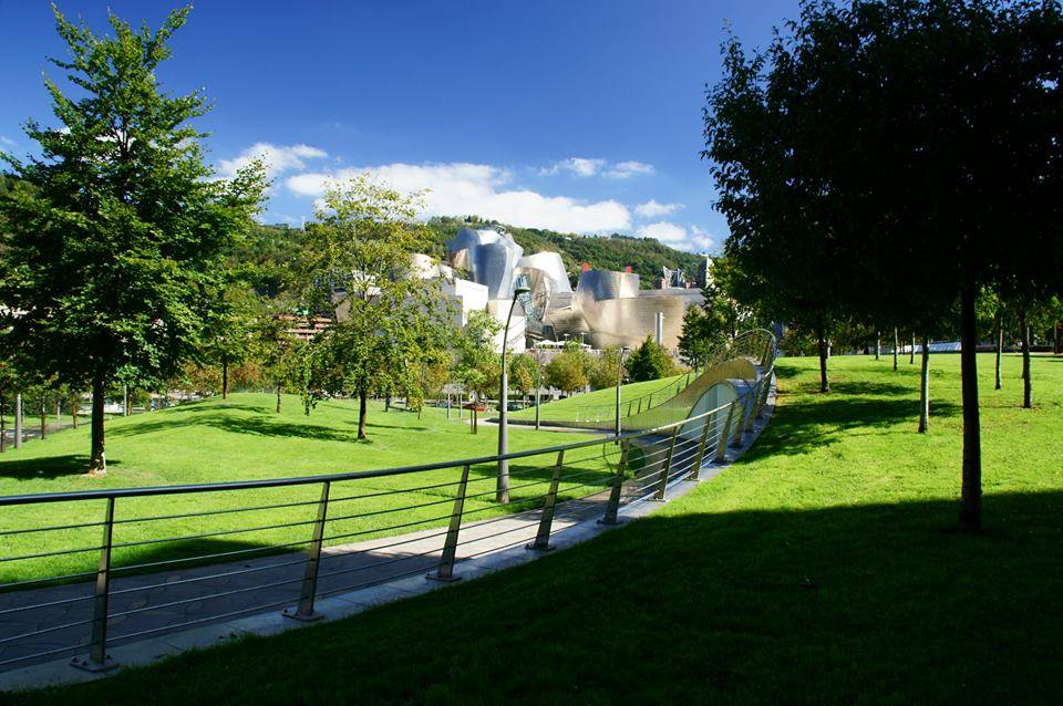 Una bonita vista desde el parque que le rodea.