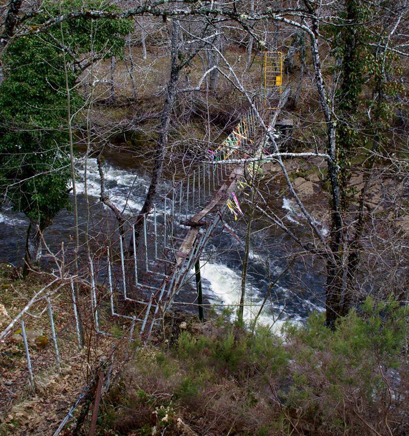 PASO SOBRE EL RÍO