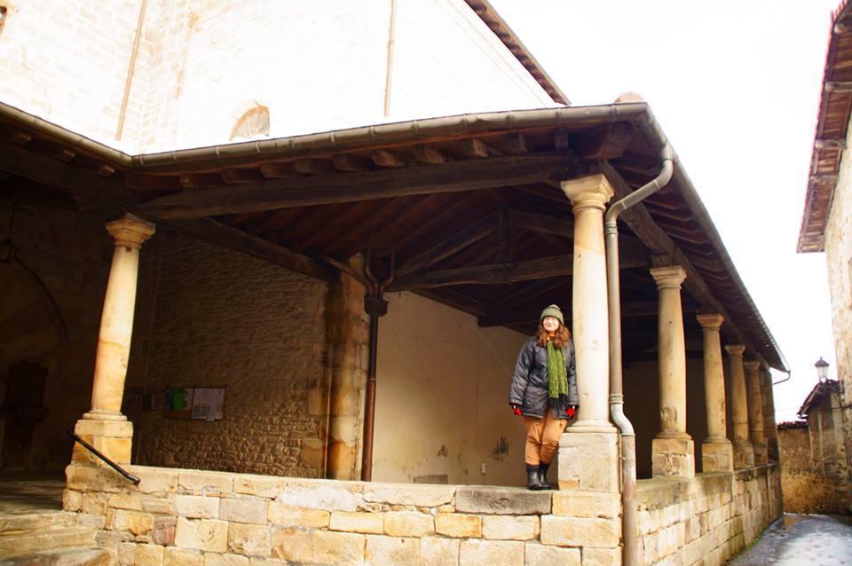 PORTICO DE LA IGLESIA