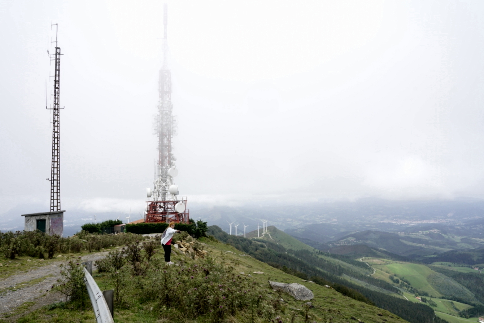 OIZ, EL MONTE MAS DESTACADO DE LA ZONA ORIENTAL DE BIZKAIA Y SU TRAGICA HISTORIA. 21 de agosto de 23